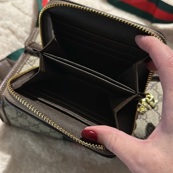 Gorgeous cross body bag and wallet combo! New! - Picture 7 of 8